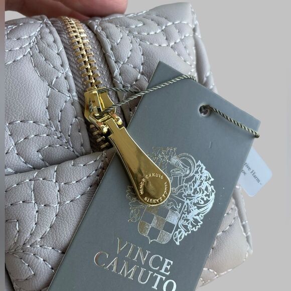 Vince Camuto Quilted Makeup Toiletries Travel Bag - Picture 10 of 10